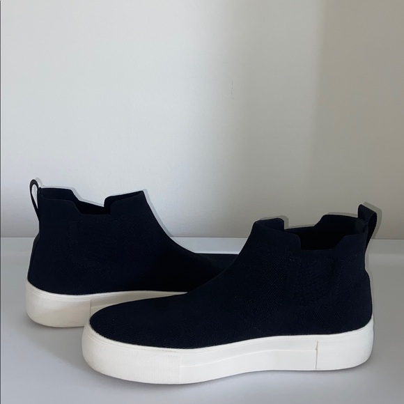 Knit Shoes - Picture 5 of 7